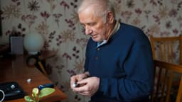 Most Older Diabetics Don't Get Recommended Medication Tweaks